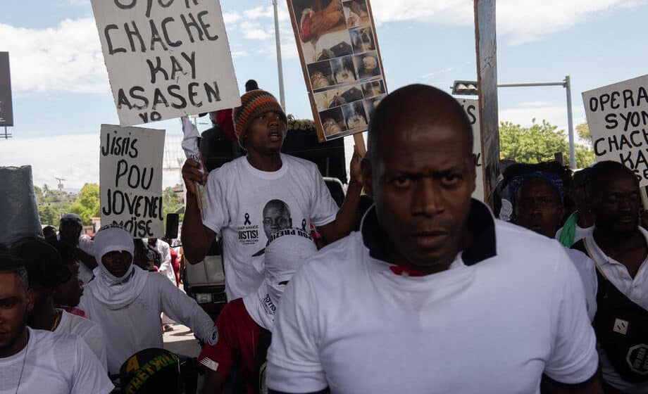 Hiljade Haićana traži od premijera da podnese ostavku 1