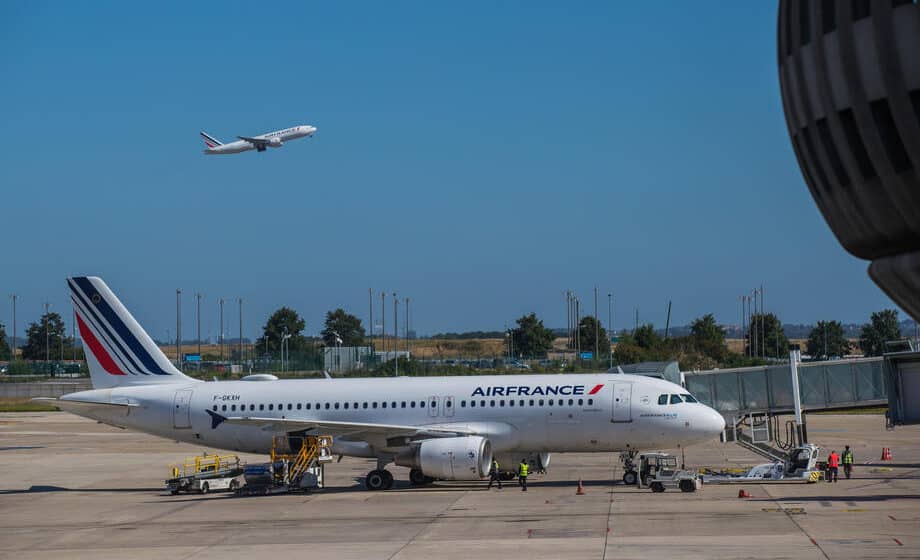 Suspendovana dva pilota Er fransa nakon tuče u kokpitu 1