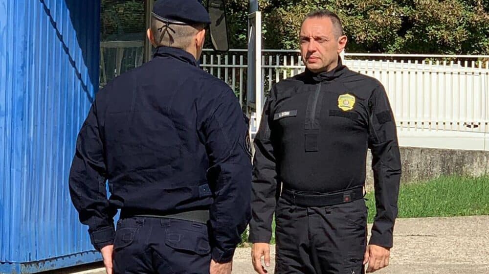 Vulin: Policajci postupali profesionalno i pored svojih ličnih stavova o Evroprajdu 1