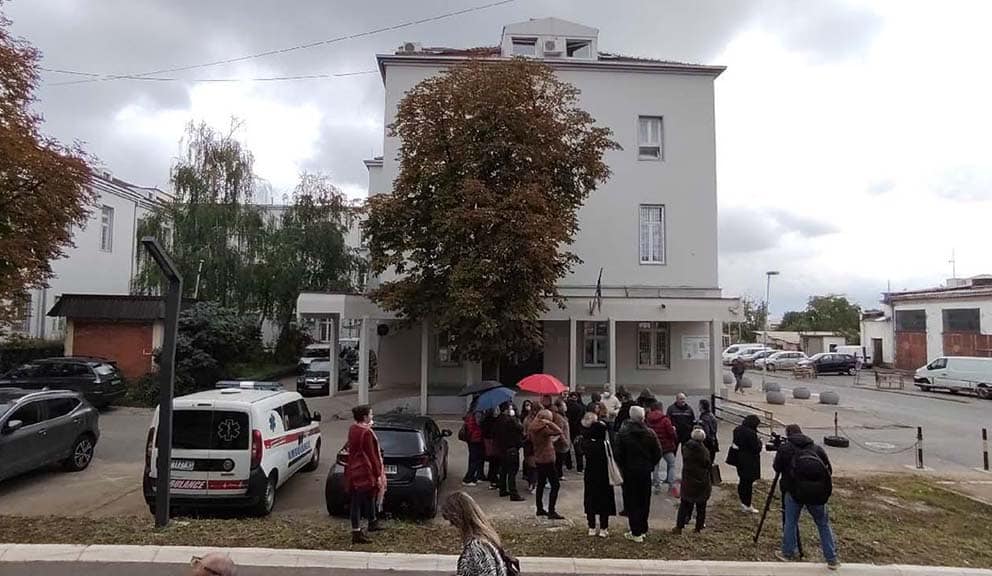 "Otklonićemo sve nepravilnosti u poslovanju u najkraćem roku": Šta su utvrdili revizori u klinici "Dr Laza Lazarević"? 3 "Otklonićemo sve nepravilnosti u poslovanju u najkraćem roku": Šta su utvrdili revizori u klinici "Dr Laza Lazarević"? 2