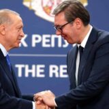 Serbian President Aleksandar Vucic (R) and Turkish President Recep Tayyip Erdogan (L)