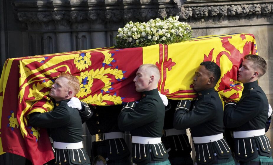 Kovčeg sa telom kraljice Elizabete II danas će biti prebačen u London 1