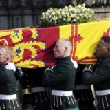 Kovčeg Elizabete II, od hrasta i obložen olovom, napravljen pre 30 godina 7