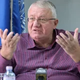 Šešelj sutra na saslušanju zbog objavljivanja imena zaštićenih svedoka u knjigama 1