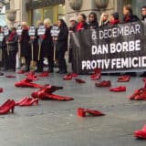 Nasilje ređe prijavljuju kad je u kući oružje: Koja je veza između posedovanja oružja i ubistava žena? 9