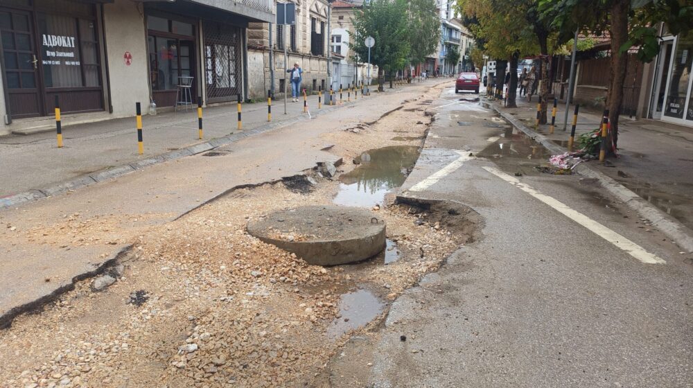 "Stanovnici Karađorđeve pet meseci žive u ratnoj zoni": Agonija građana Vranja zbog fekalne kanalizacije 1