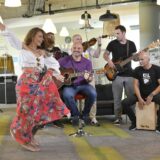 Tribina o Romima u srpskoj kinematografiji i koncert grupe Amaro Del otvaraju manifestaciju "ROMODROM" 9