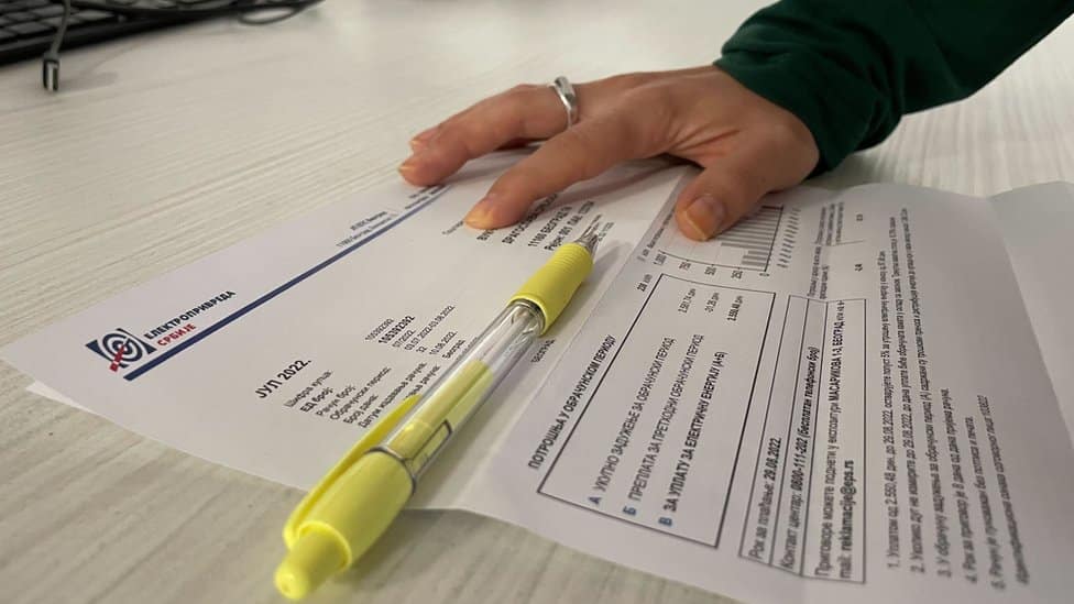 Poskupljenje struje i Srbija: Četiri načina da smanjite račun za električnu energiju, a da ne trošite manje energije 1 račun za struju