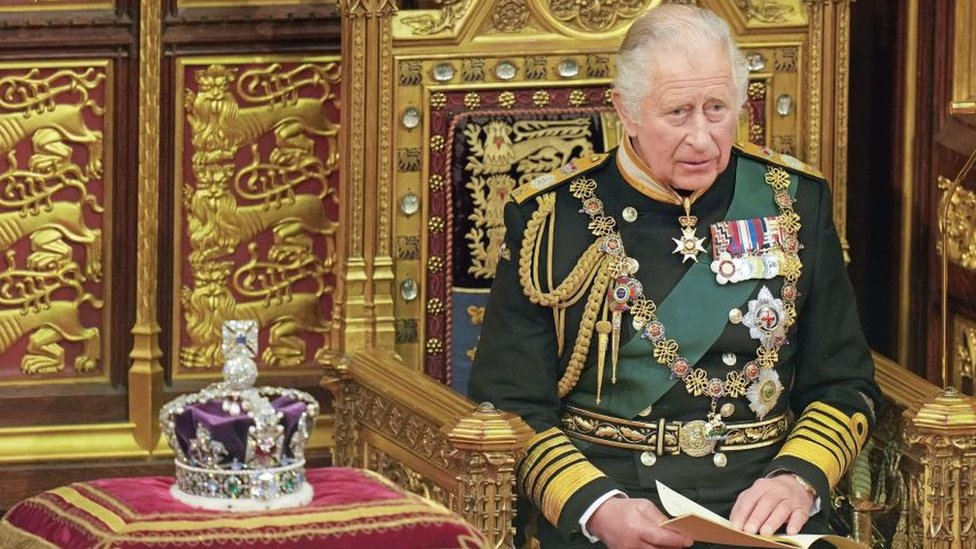 Kralj Čarls Treći prvi put kao monarh u Severnoj Irskoj 13 Charles delivered the Queen's speech on behalf of his mother for the first time in May