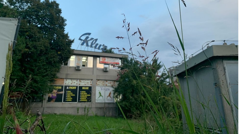 Jugoslavija i narodni heroji: Franjo Kluz, od prvog partizanskog pilota do čuvenog brenda odeće 4 I fabrička hala i ulica koja nosi ime Franje Kluza nalaze se u beogradskoj opštini Zvezdara