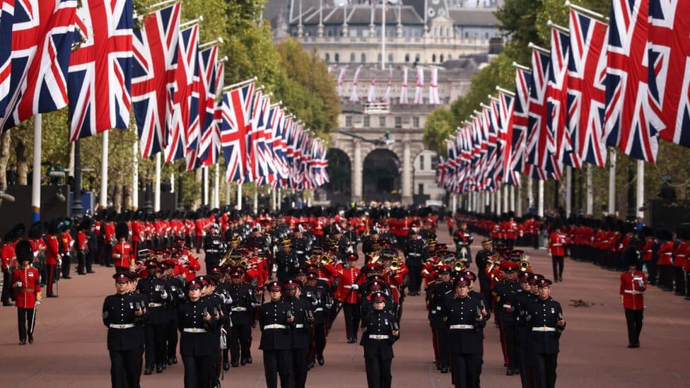 Kraj elizabetanske ere: Velika Britanija i svet se oprostili od kraljice Elizabete Druge 2 the Mall