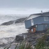 Prirodne katastrofe i Kanada: Oluja Fiona nosi kuće, takvo nevreme „dosad nije zabeleženo", kažu iz policije 10