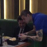 Pobjeda objavila fotografiju: Abazović u kontaktu sa mafijom? 11