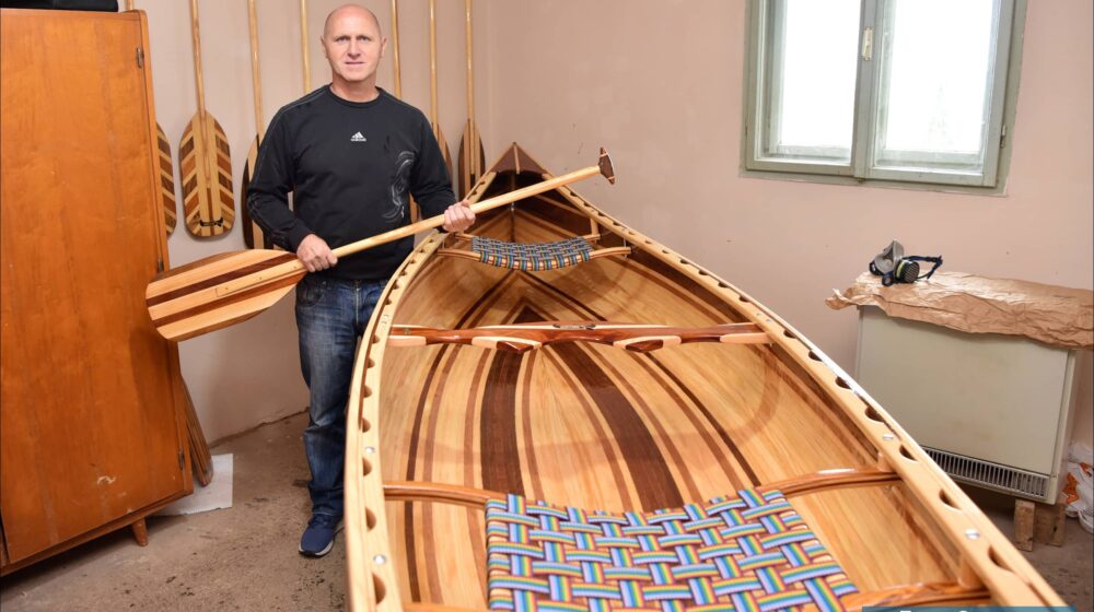 Kanadski kanu pravi se u Banatu i vozi Tamišem 1