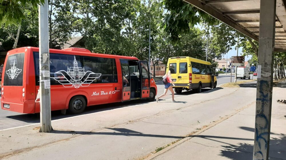 Za koliko je poskupela karta u zrenjaninskim autobusima 1