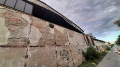 Deo Bolničke ulice u Zrenjaninu ograđen zbog pada stakla sa Šinvoza 2