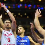 Košarkaši Poljske u Pragu pobedili Češku 13