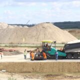 Momirović i Antić u Hrtkovcima obišli radove na izgradnji autoputa Šabac - Ruma 2