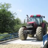 Lakše do njiva: Završeni radovi na uređenju mosta u selu Grušić kod Šapca 1