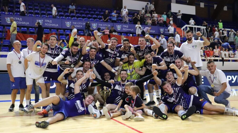 Prvi trofej u novoj sezoni pripao rukometašima Metaloplastike Elixir: Šapčani osvojili Super Kup Srbije 2022 1