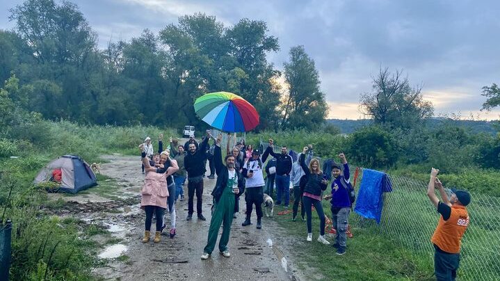 Teška mehanizacija "Milenijum tima" otišla sa Kameničke ade, aktivisti im mahali i poručili kako neće odustati 1