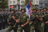 Promovisani najmlađi oficiri Vojske Srbije, Vučić im poželeo karijere poput strojevog koraka (FOTO) 4