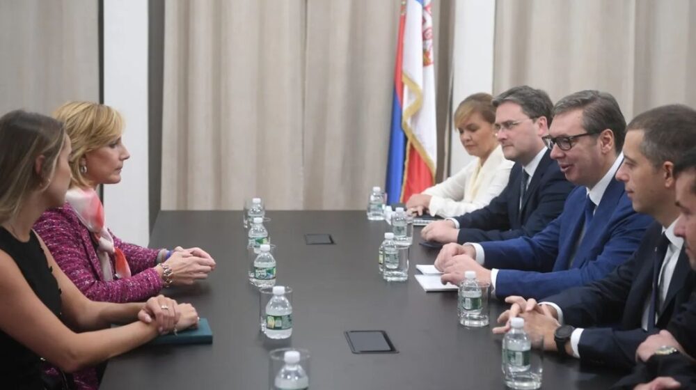 Vučić u Njujorku sa kongresmenkom SAD: Ima dosta prostora za unapređenje saradnje dve zemalje 1