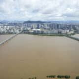 U Južnoj Koreji u naletu tajfuna stradalo deset osoba 9