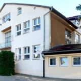 Đaci prvaci svečano dočekani u subotičkim školama: Dobili majice na kojima piše "Đak prvak" 1