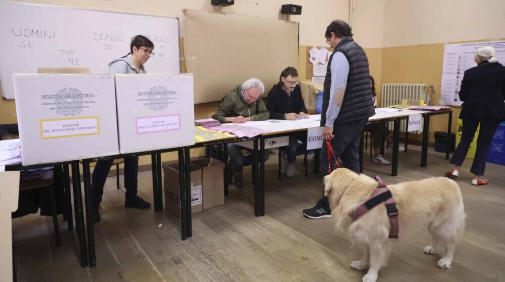 Slab odaziv birača na parlamentarnim izborima u Italiji 1