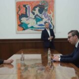 Vučić i Hil razgovarali jutros o aktuelnim temama 11
