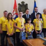 Ružić sa pobednicima Evropskog takmičenja u poznavanju saobraćaja 5