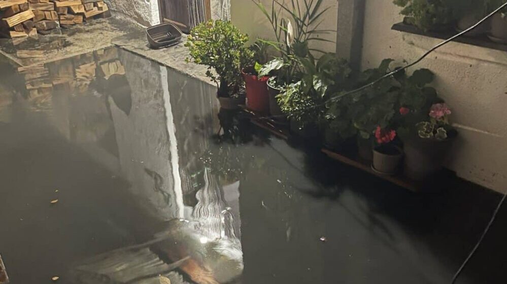 Poplavljene kuće u Bregalničkoj ulici u Vranju 1