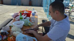 "Najbitniji sastojak je dobra volja": Meraklije u Vranju otkrile tajnu najukusnijeg gulaša 5 "Najbitniji sastojak je dobra volja": Meraklije u Vranju otkrile tajnu najukusnijeg gulaša 5