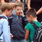 Prvacima u Kikindi na poklon besplatni užbenici i školski pribor 8