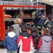 Užički mališani družili se sa vatrogascima i spasiocima (FOTO/VIDEO) 17