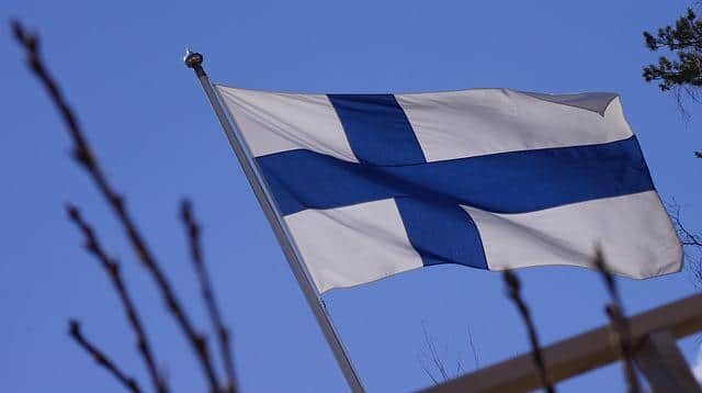 Ministar odbrane: Finska bi mogla da uđe u NATO pre Švedske 1