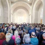 Prva liturgija u nezavršenom pravoslavnom hramu u užičkom naselju Bela Zemlja 6