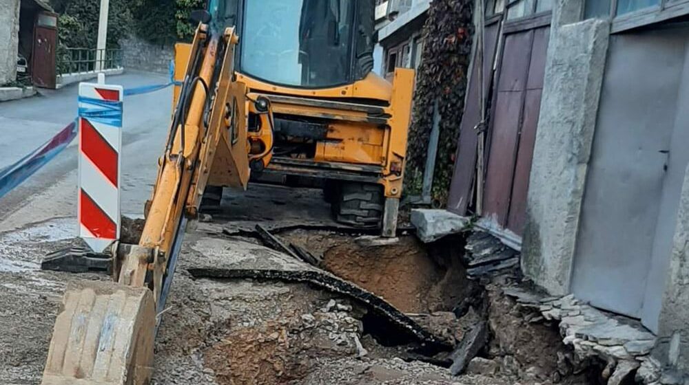 Zbog čega su učestale havarije na magistralnom vodovodu u Beogradskoj ulici u Užicu 1