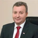 Direktor Zavoda koji je nasrnuo na radnicu pušten da se brani sa slobode 1