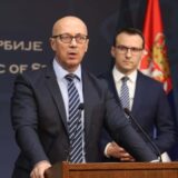 Goran Rakić najavljuje bunt Srba na Kosovu ako ne bude oslobođen optuženi za paljenje automobila i pucanja na policiju 10
