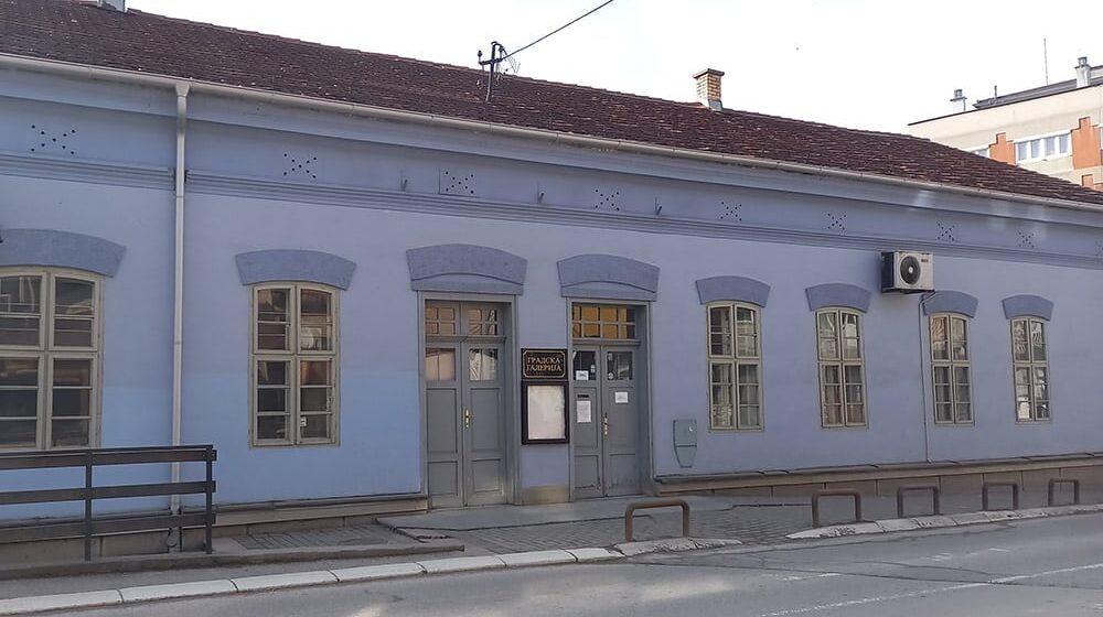 Kako je nastao problem između umetnika i galerije u Užicu zbog 8.000 dinara 1