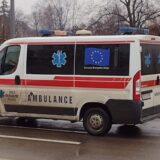 U sudaru automobila i autobusa u Rakovici stradao jedan muškarac 12