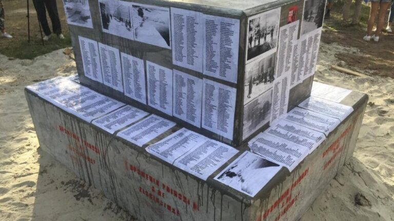 Sporni spomenik "Nevinim žrtvama 1944/45" biće izgrađen u Novom Sadu: Čeka se samo "hortikulturna akcija" 1