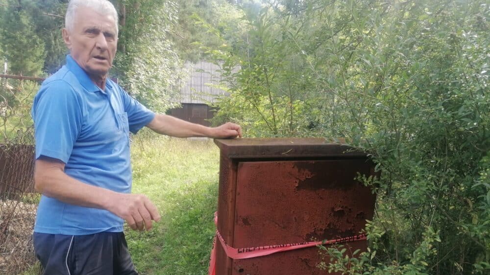 Da li je užička Elektrodistribucija raskopala privatna dvorišta meštana Bele Zemlje i za čije potrebe 2