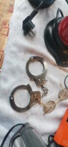 Na Šabačkom vašaru najtraženiji „Putin“: Mogu se za 2.500 kupiti i prave „lisice“ i „originalna“ obuća 2