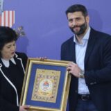 Šapić dobio amblem Republike Srpske 3