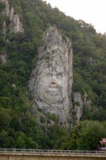 Berba paprika za strance je čudo: Kako je serijal National Geographic "Evropa odozgo" stigao u Srbiju 14 Berba paprika za strance je čudo: Kako je serijal National Geographic "Evropa odozgo" stigao u Srbiju 14