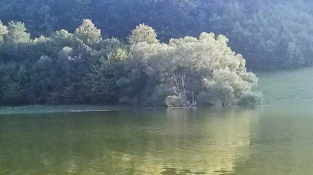 Ronioci Žandarmerije uključuju se u potragu za nestalim muškarcem u jezeru Vrutci, kod Užica 1