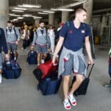 Košarkaši Srbije vratili se u Beograd: Nokaut koji će tek boleti 10